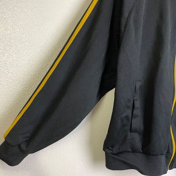 Zelda Nintendo Track Jacket Small Black Full Zip Olde School Classic Retro - Picture 5 of 10